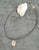 Collar en piel y cuarzo citrino.
